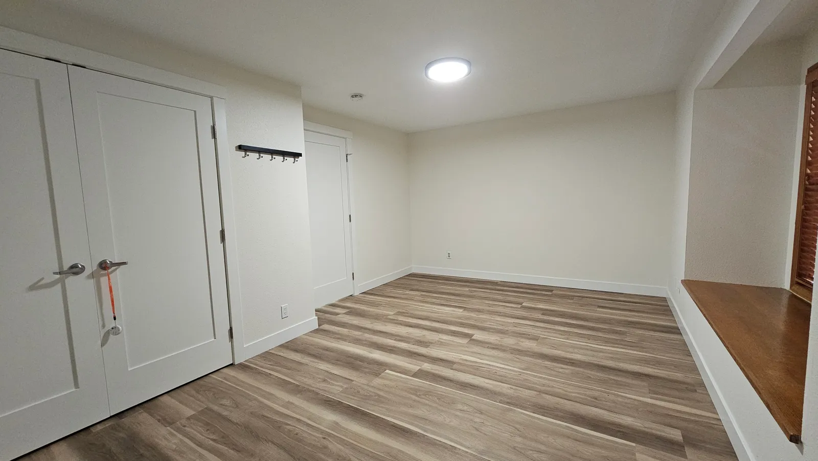 Private room 2 at Blue Mountain Residential Care Home in Oregon City, empty